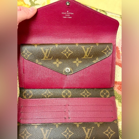 LOUIS VUITTON Barbie Monogram Epi Marie-Lou Long Clutch/ Wallet Fuchsia - Picture 9 of 16